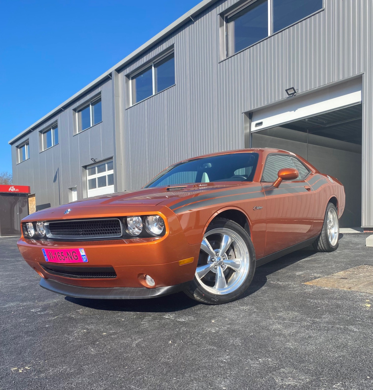 Dodge-Challenger-5,7l-V8-2012